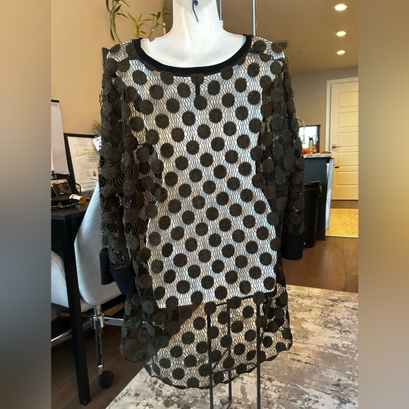 Dark green Woven Lace Polka-Dot Op-Art Tunic Top sz M - Picture 2 of 4
